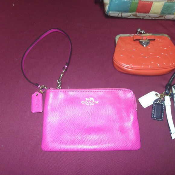 ❤️Lot 4 COACH Wristlet Kisslock Wallet Cosmetic Makeup Case 3 Hangtags/Fobs - Picture 5 of 10